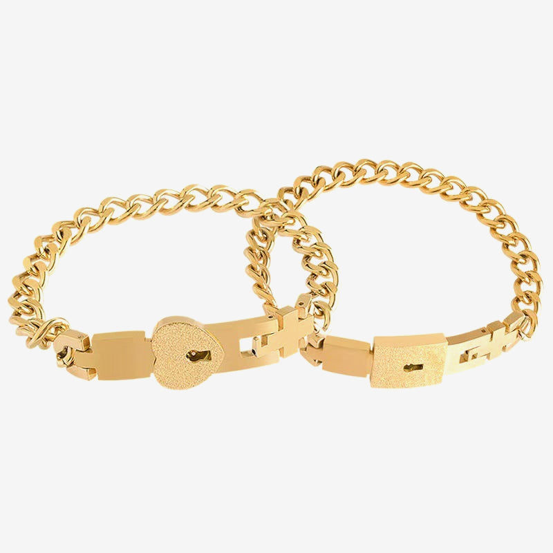 💞Couples’ Titanium Steel Bracelets with Heart-Shaped Padlocks🗝️