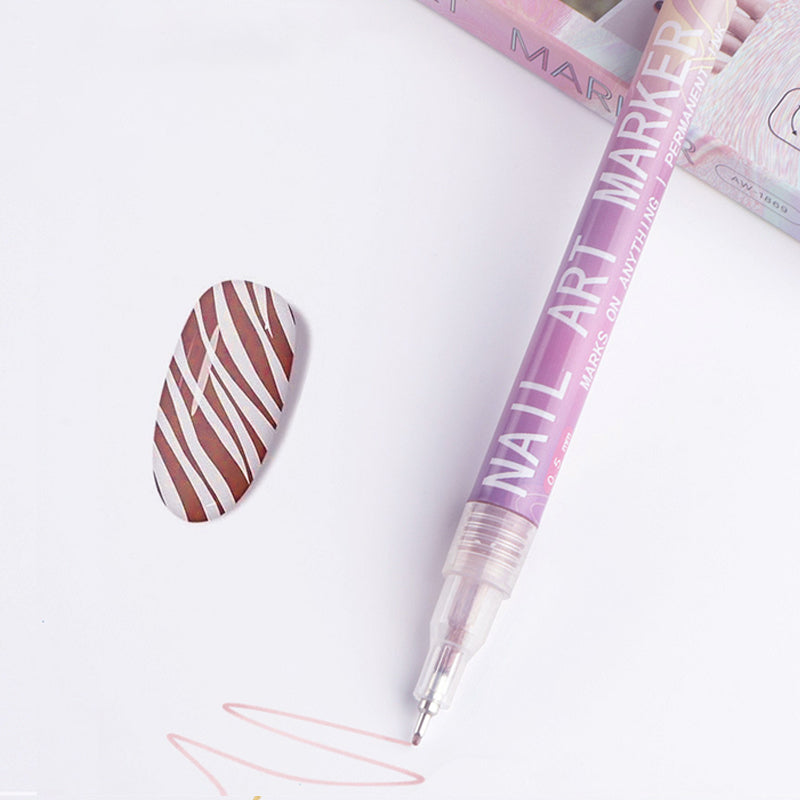 Professionell nagelborste i tr