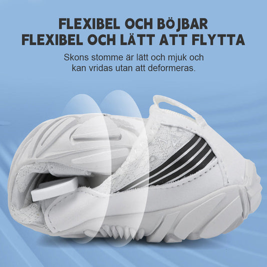 Män och kvinnors strand simning utomhus vandring och bergsklättring cykelskor