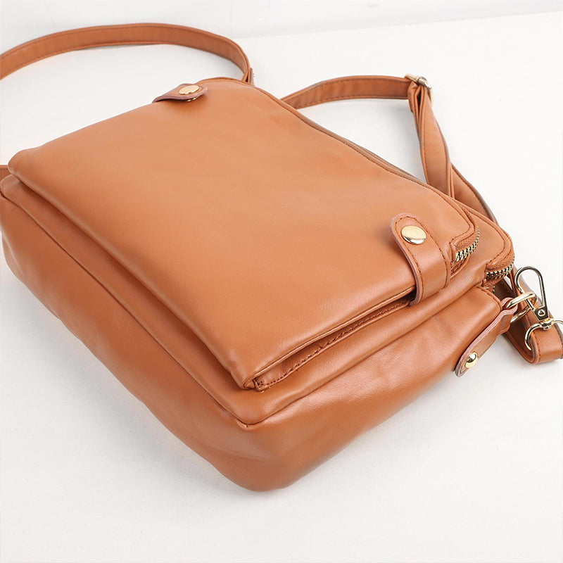 Crossbody axel- och kopplingsväska i läder i tre lager
