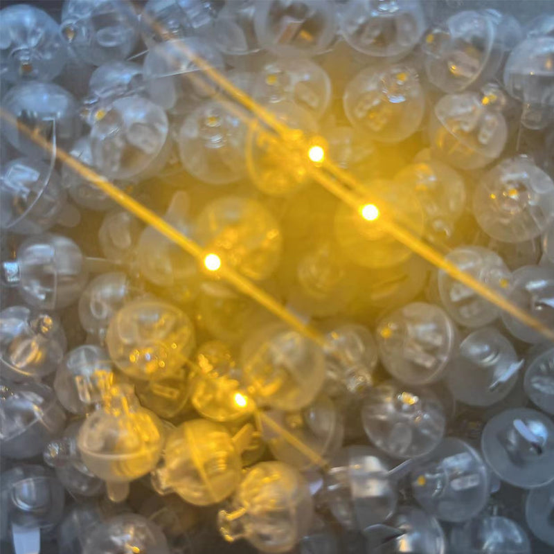 LED-lampa för färgglada blommor