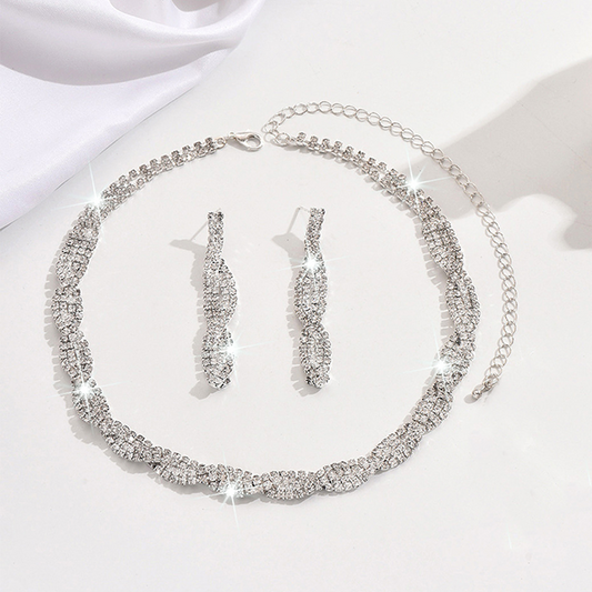 ✨ Sparkling Rhinestone Claw Chain Necklace & Earrings Set 💎