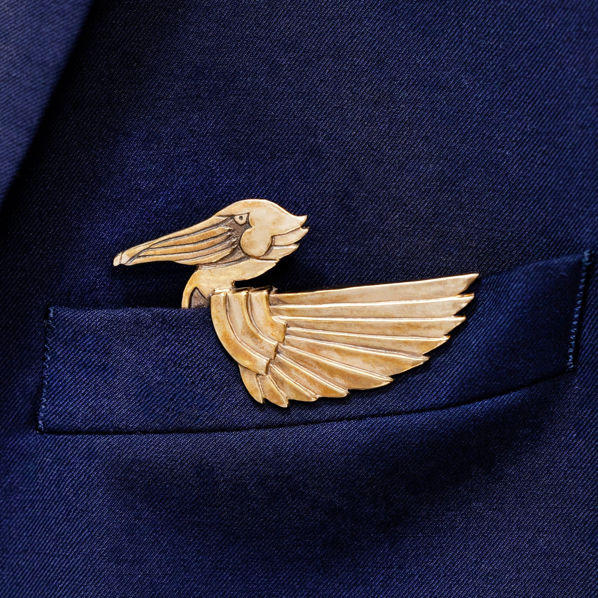 ✨ Luxury Sculpted Animal Brooch – Premium Statement Piece for Suits & Blazers
