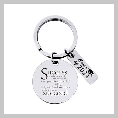 2024 examensnyckelring - inom dig allt du behöver