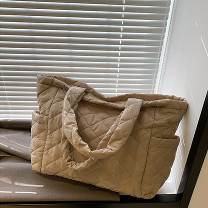 Pendelväska I Dun Nylon