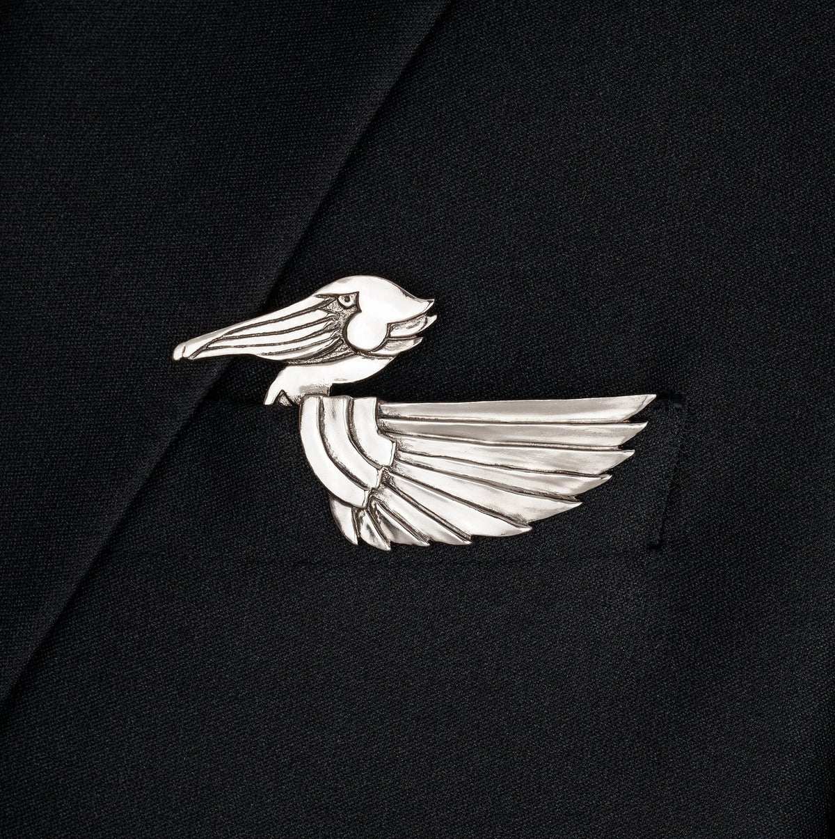 ✨ Luxury Sculpted Animal Brooch – Premium Statement Piece for Suits & Blazers