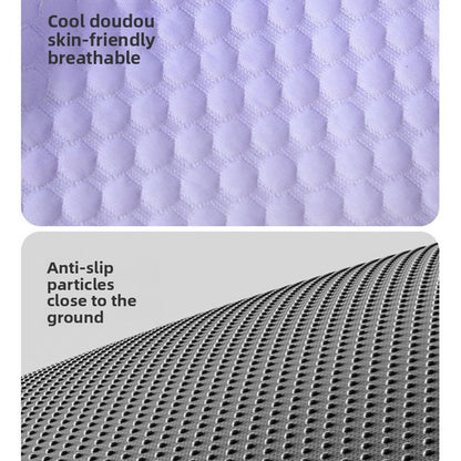🧊Ice Silk Pet Cooling Mat – Breathable Summer Cooling Bed for Dogs & Cats