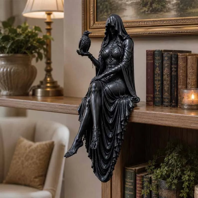 🎁Gothic Raven Shelf Sitter Statue