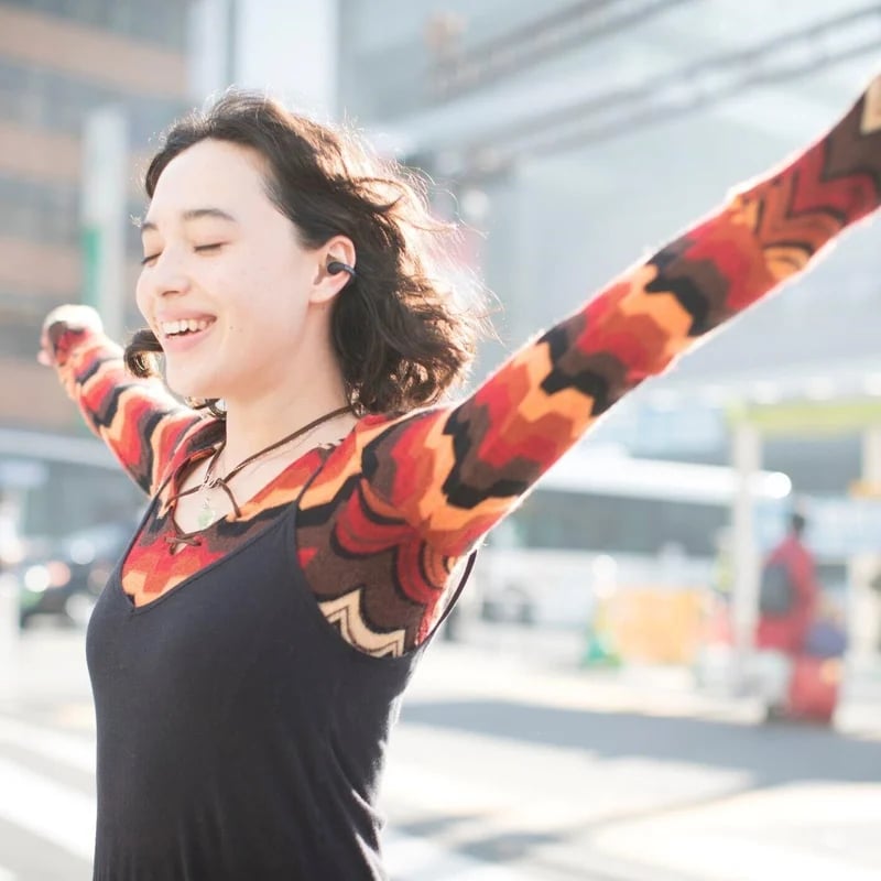 Trådlösa hörlurar med öronklämma och benledning🎧