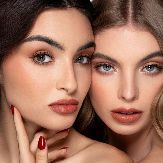 ✨ Guldpläterad matt läppglans i fyrkantig flaska —— Stråla av självförtroende, framhäv din charm! 💋