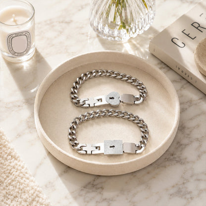 💞Couples’ Titanium Steel Bracelets with Heart-Shaped Padlocks🗝️