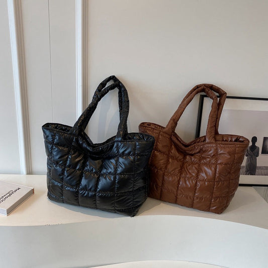 Axelväska I Rutig Dun Med Stor Kapacitet