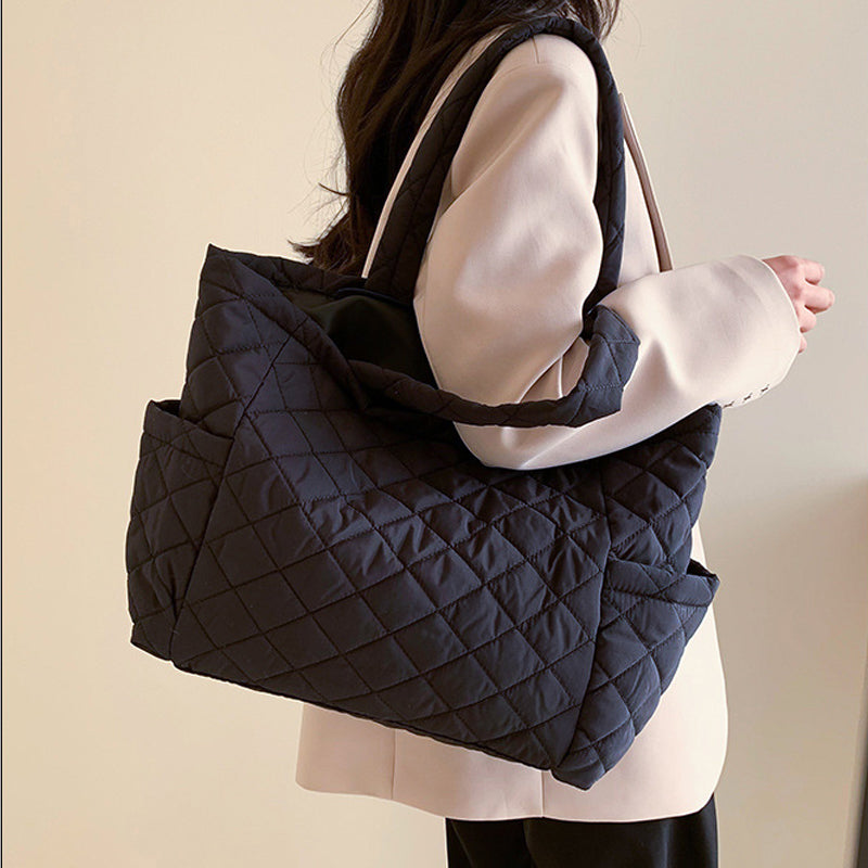 Pendelväska I Dun Nylon