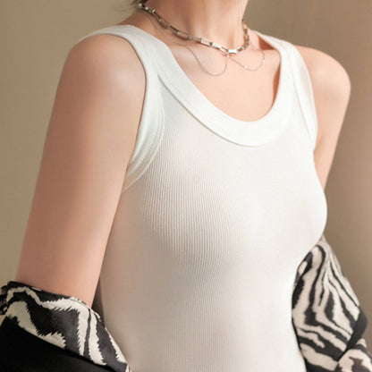 Stickad väst med liten camisole