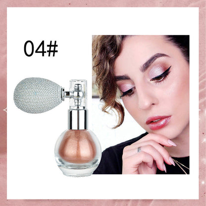 Uppiggande kroppsskimmer-glitter i en spray