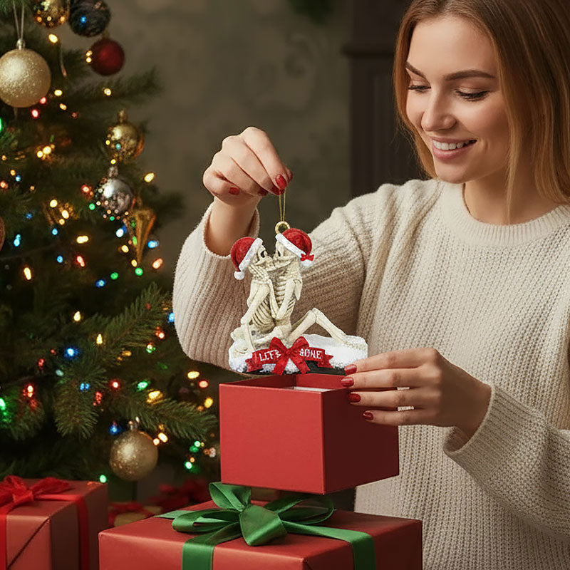 Upphetsad julgransprydnad med benpar