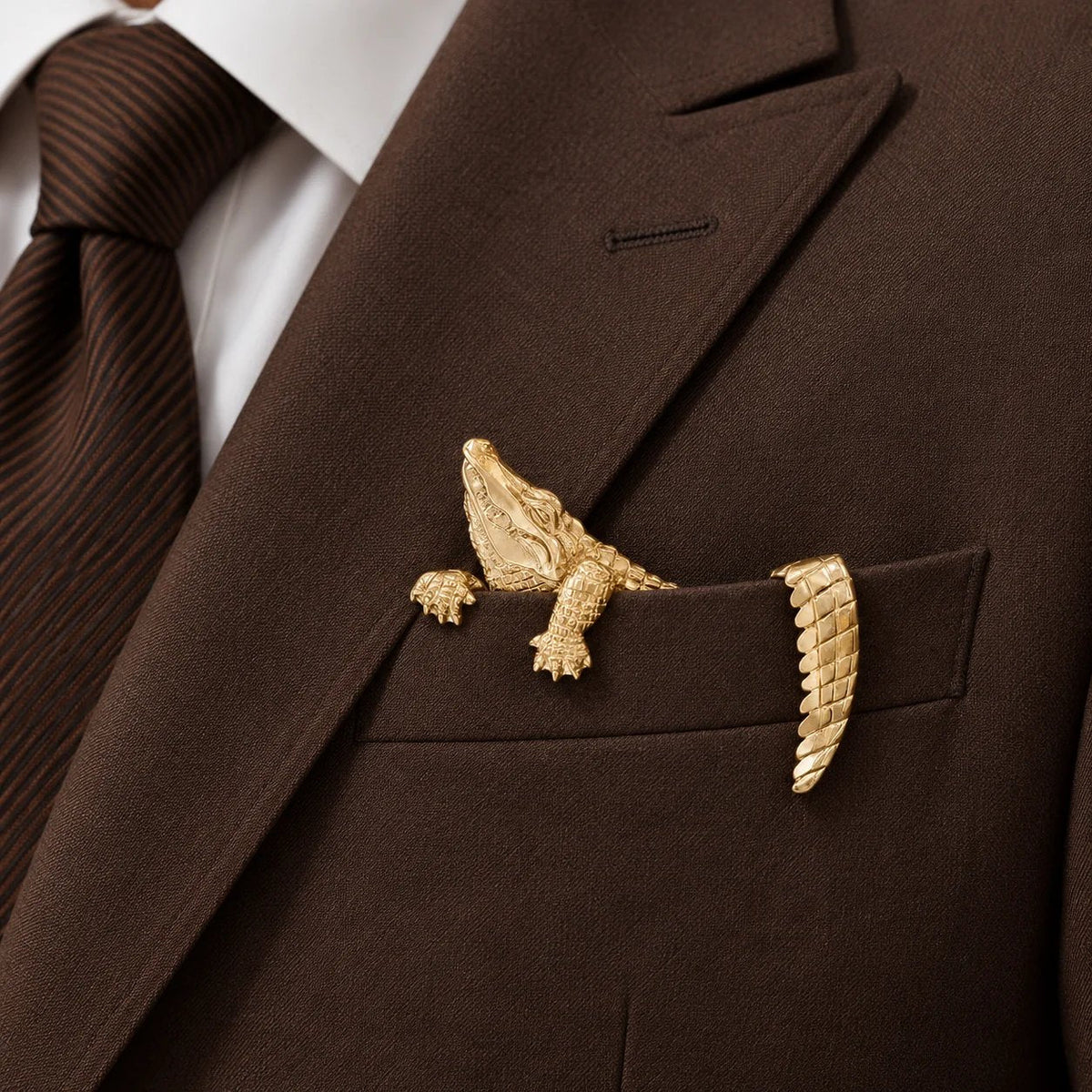 ✨ Luxury Sculpted Animal Brooch – Premium Statement Piece for Suits & Blazers