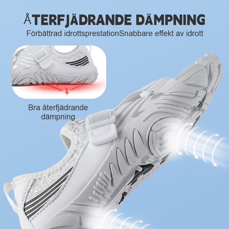 Män och kvinnors strand simning utomhus vandring och bergsklättring cykelskor