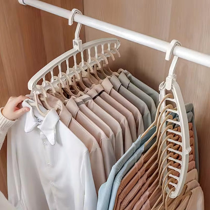 Sömlös hopfällbar hängare