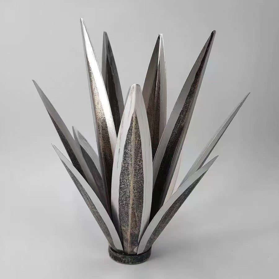 🌵 Rustic Metal Agave Garden Sculpture