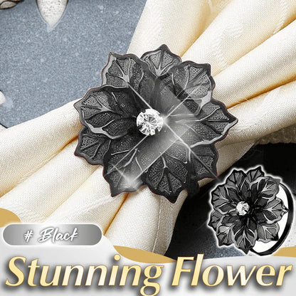 Servettringar med ihåliga blommor