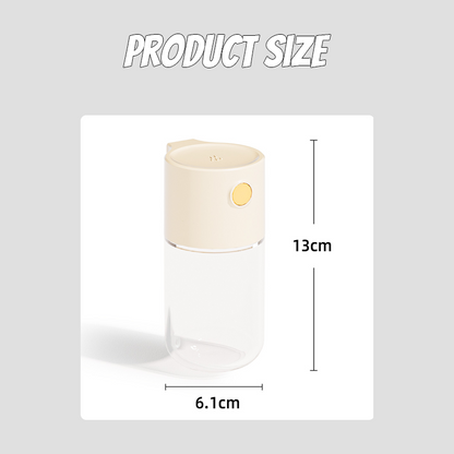 Köksmätade och förseglade kryddflaskor