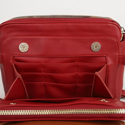 Crossbody axel- och kopplingsväska i läder i tre lager