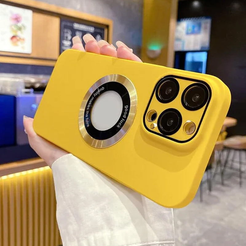 Mobilskal Allt-i-ett Linsfilm Läckagetikett Magnetiskt sug Frostat Komplett paket Skyddshölje