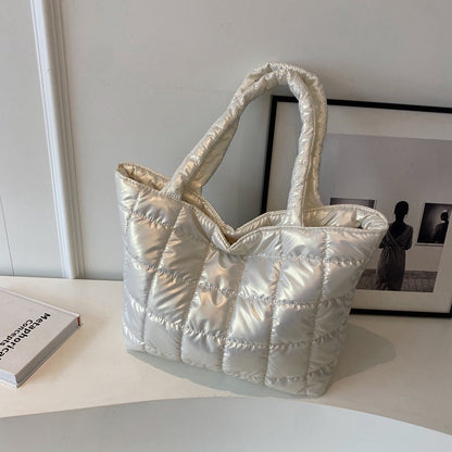 Axelväska I Rutig Dun Med Stor Kapacitet