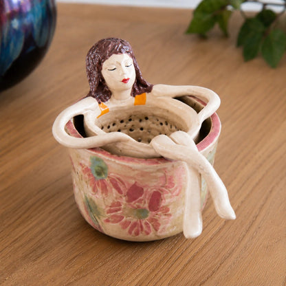 🍵Whimsical Sitting Lady Ceramic Tea Strainer Collection