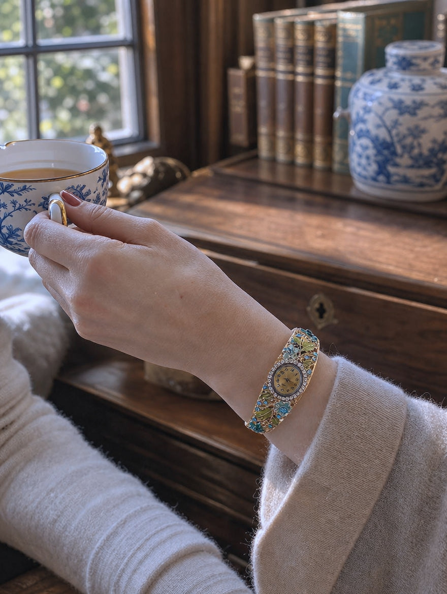 ⌚Vintage-style Elegant Cloisonné Ladies’ Bracelet Watch – A Blossoming Display ✨