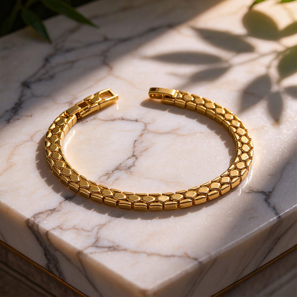 💞 Instagram-style geometric block-patterned gold bracelet – gold snake-bone bracelet
