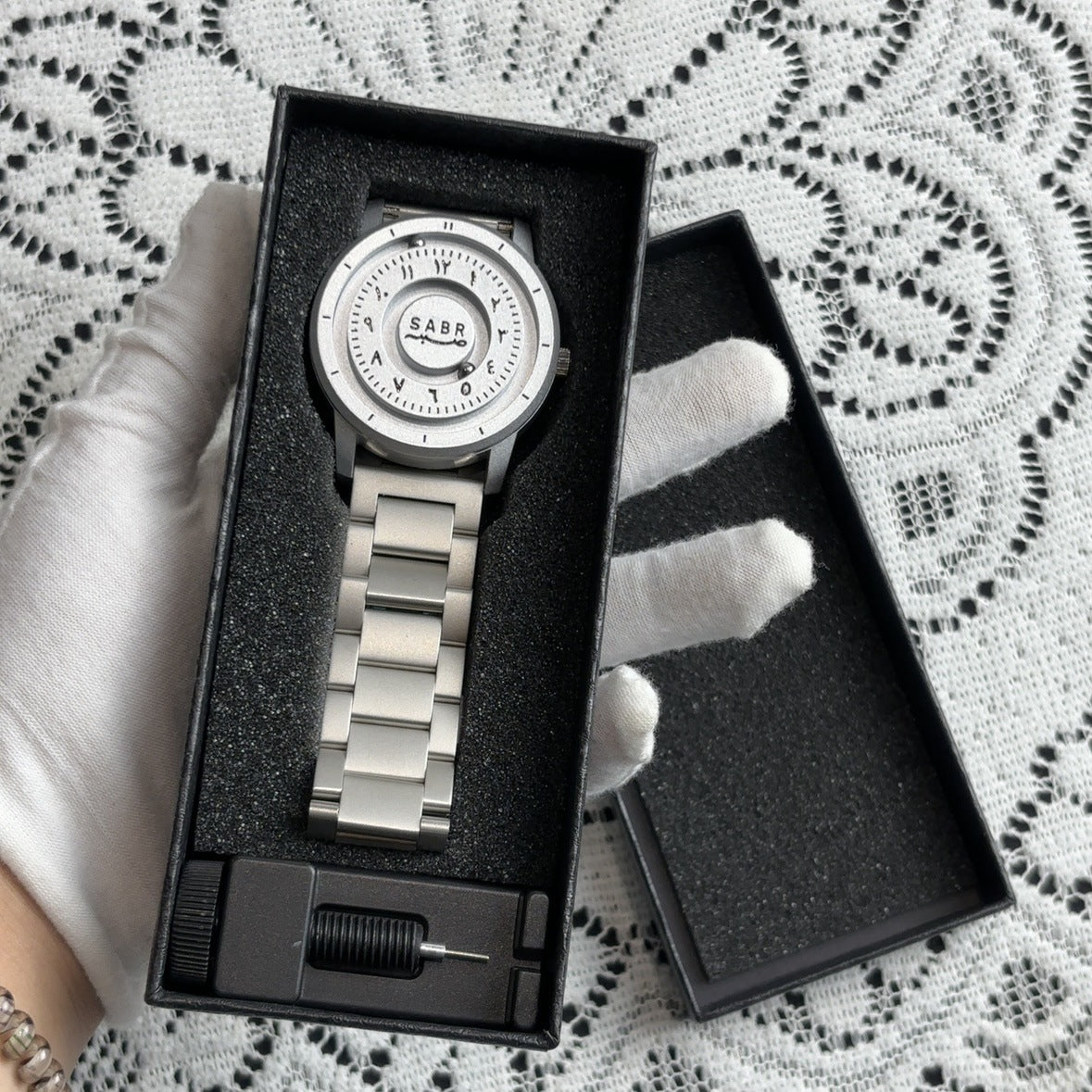 Magnetisk rullbollsupphängning herrklocka