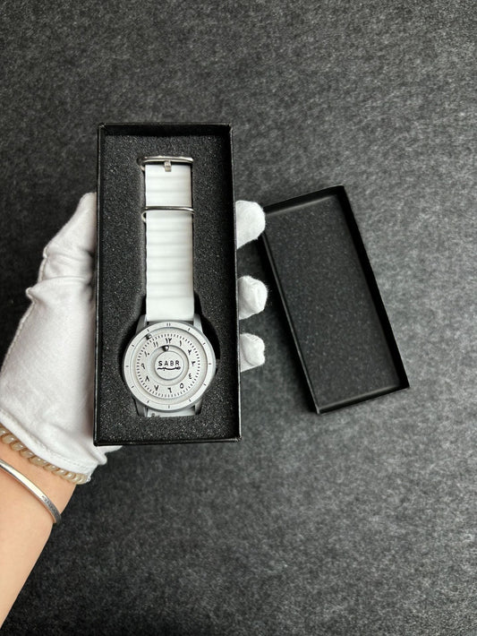 Magnetisk rullbollsupphängning herrklocka