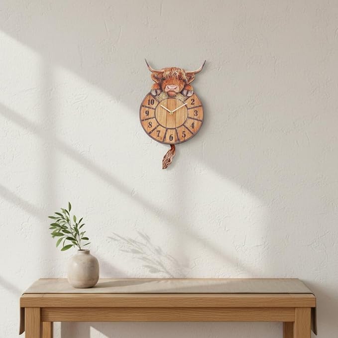 🐮Swinging Tail Highland Cow Wall Clock