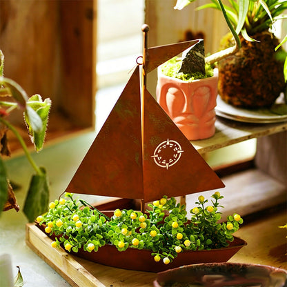 ⛵🌱 Rustic Sailboat Metal Planter – Handcrafted, weather-resistant & perfect for succulents, herbs or flowers – charming garden or shelf decor 🏡