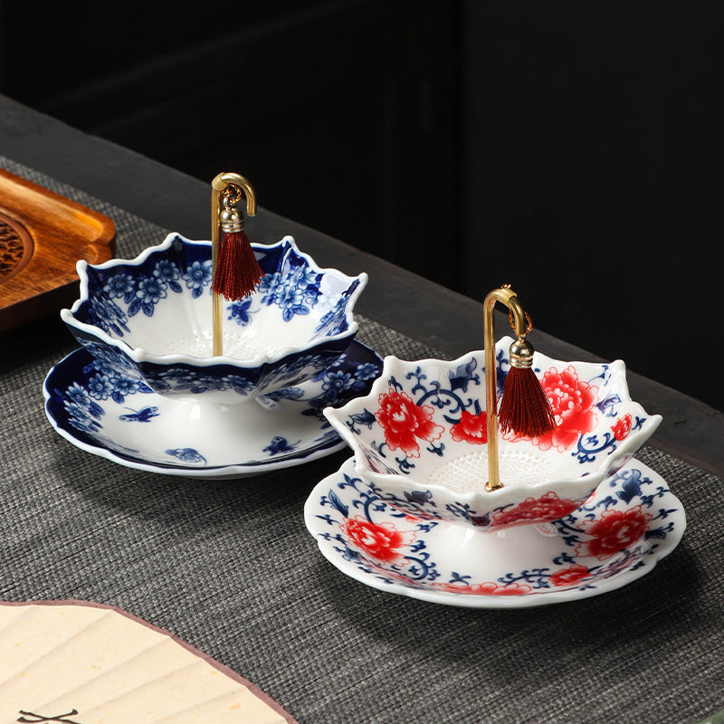 🍵 Traditionally Fired Blue-and-White Porcelain Tea Strainer Set