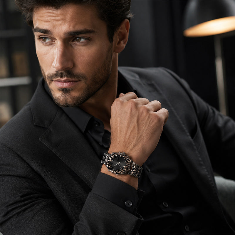 ⌚Creative Claw-Shaped Quartz Watch for Men – Red Dial, Sculptural Bracelet, Statement Style 🔥