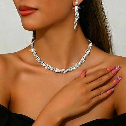 ✨ Sparkling Rhinestone Claw Chain Necklace & Earrings Set 💎