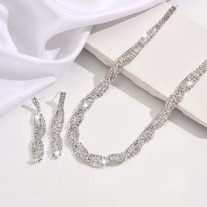 ✨ Sparkling Rhinestone Claw Chain Necklace & Earrings Set 💎