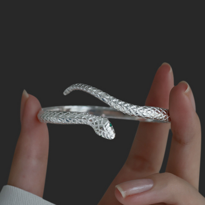 🐍Vintage Snake Bangle Bracelet